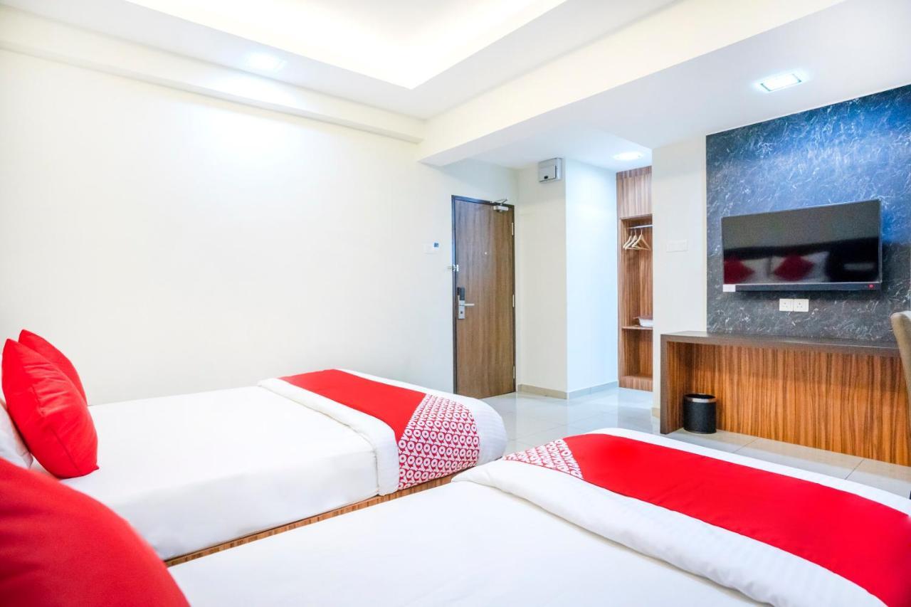 Hope Hotel Джохор-Бару Екстер'єр фото